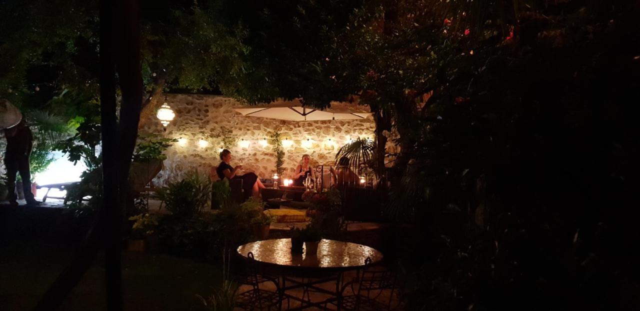La Cordeline Bed & Breakfast