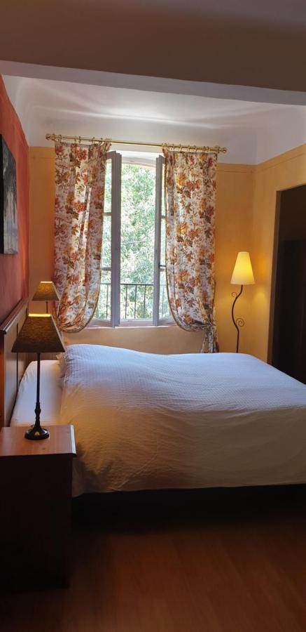 La Cordeline Bed & Breakfast *