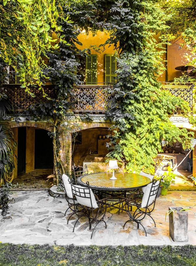 La Cordeline Bed & Breakfast *